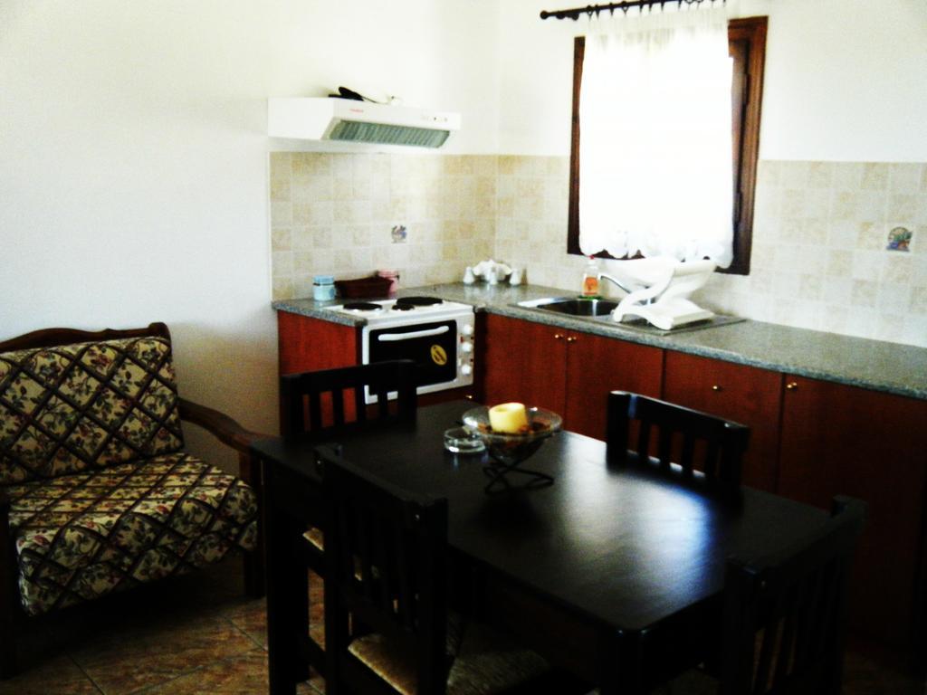 Meltemi Studios Фри Номер фото
